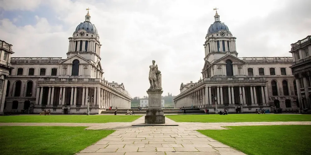 Home in Greenwich near the O2
