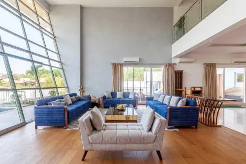 StayVistas White Pebbles - A Villa with Theater Room & Swimming Pool