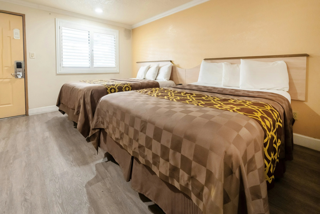 Budget Inn