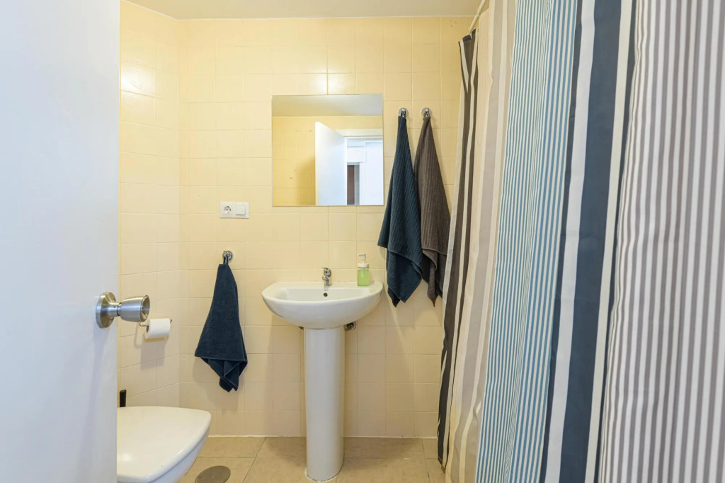 EL NOGAL - Fantastic studio in the center of Torremolinos. Free WIFI.