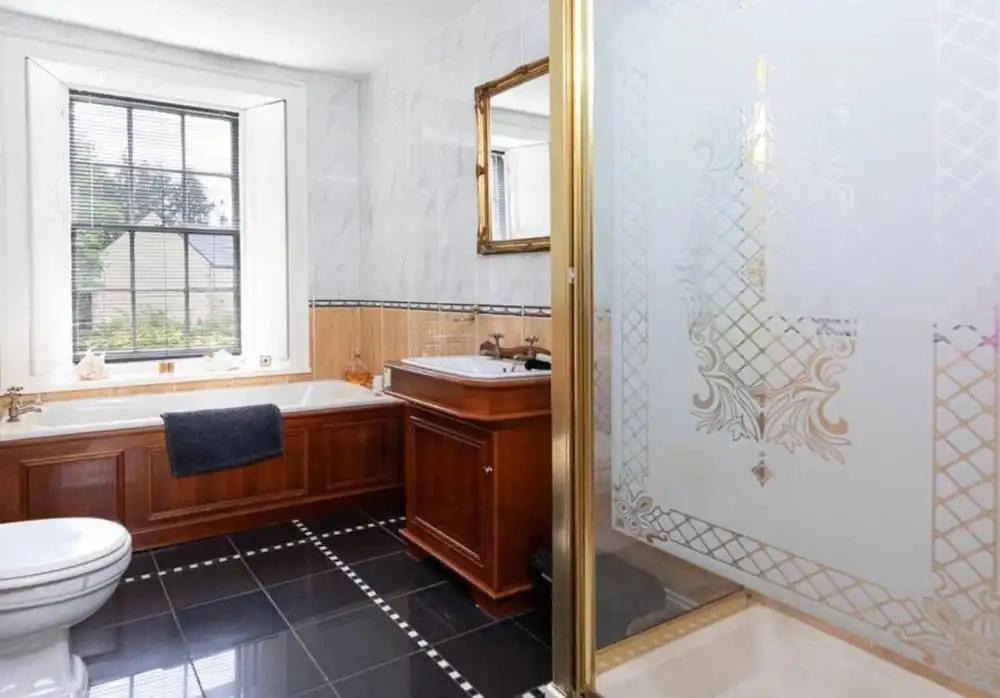 Prospect House Elegant Georgian 4BR Home Durnham