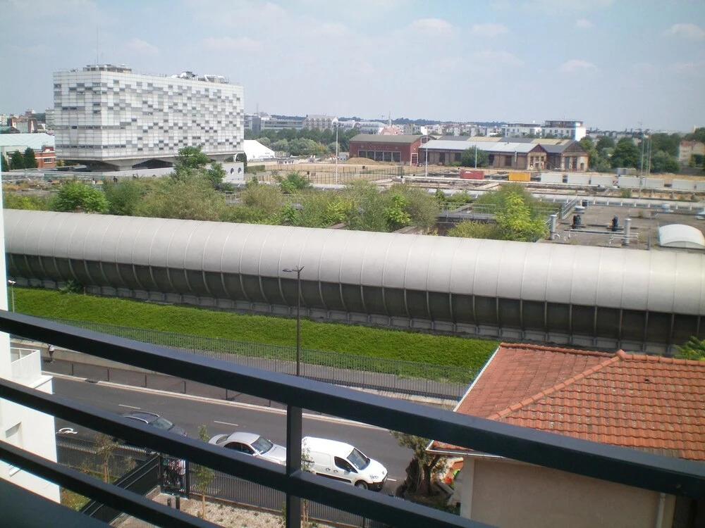Apartment With 2 Bedrooms in Ivry-sur-seine, With Wonderful City View,