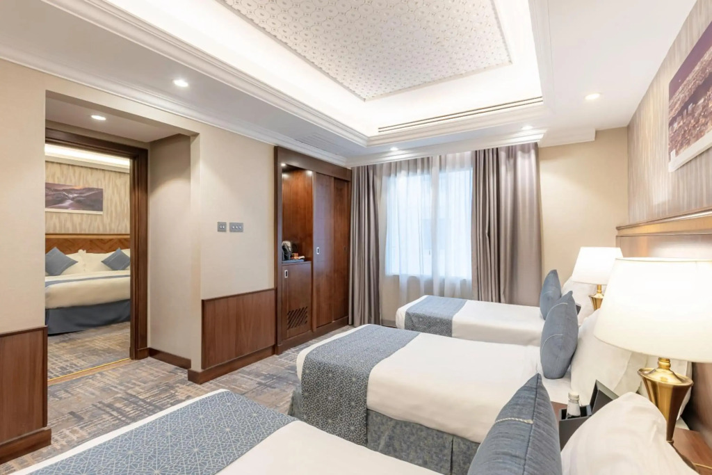 MADEN Hotel