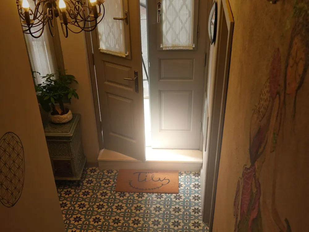 Tilas House No8 - Hostel
