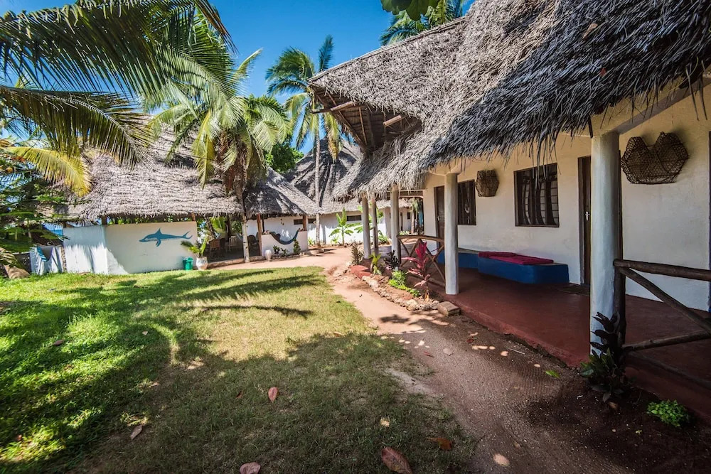 Ocean Breeze Lodge