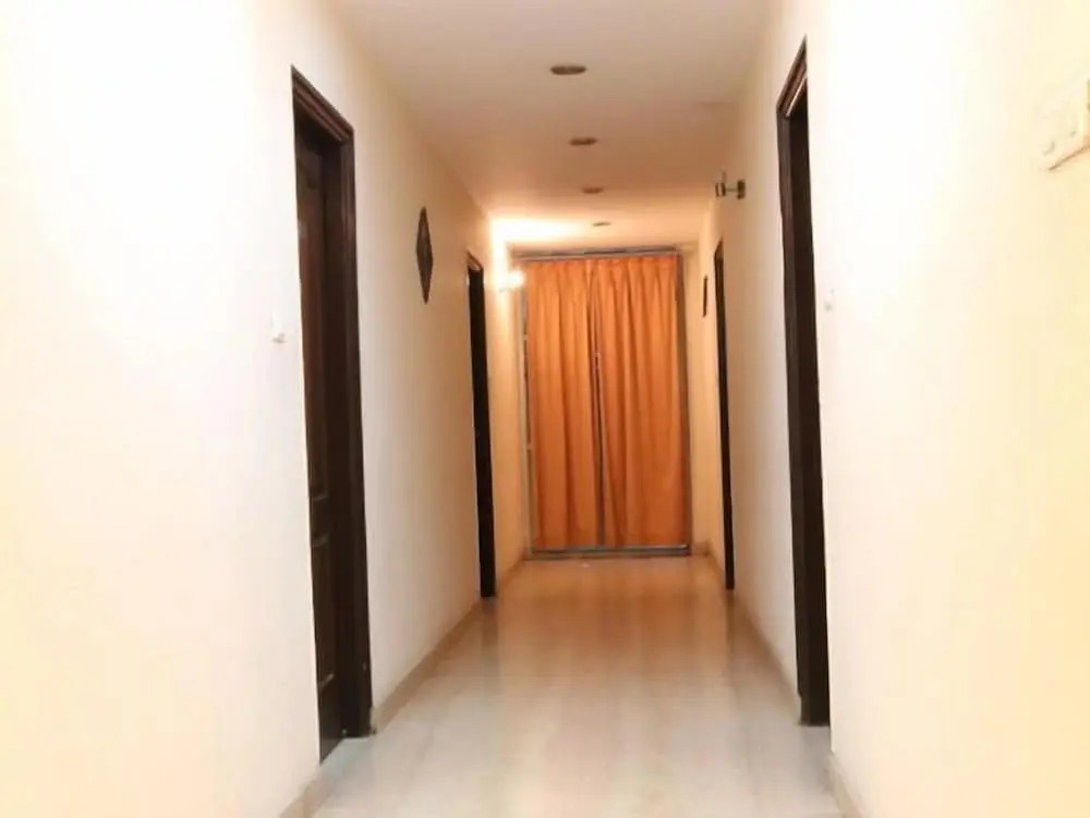 Hotel Vandematharam