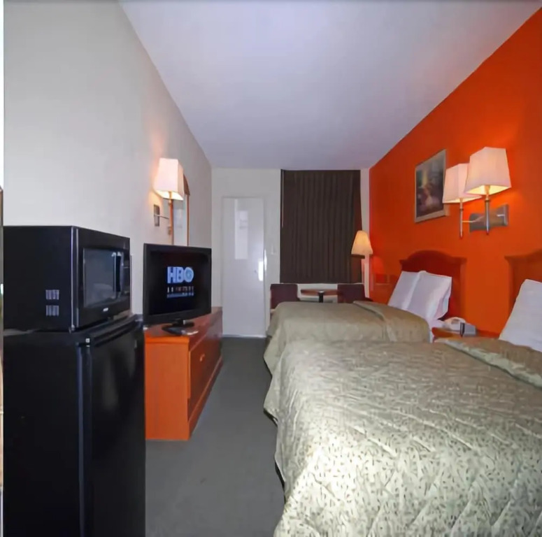 Budget Host Inn