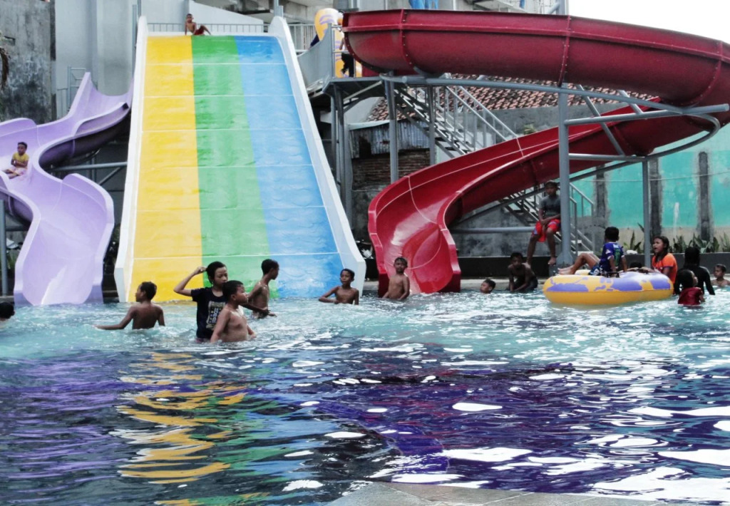 Aquarium Hotel