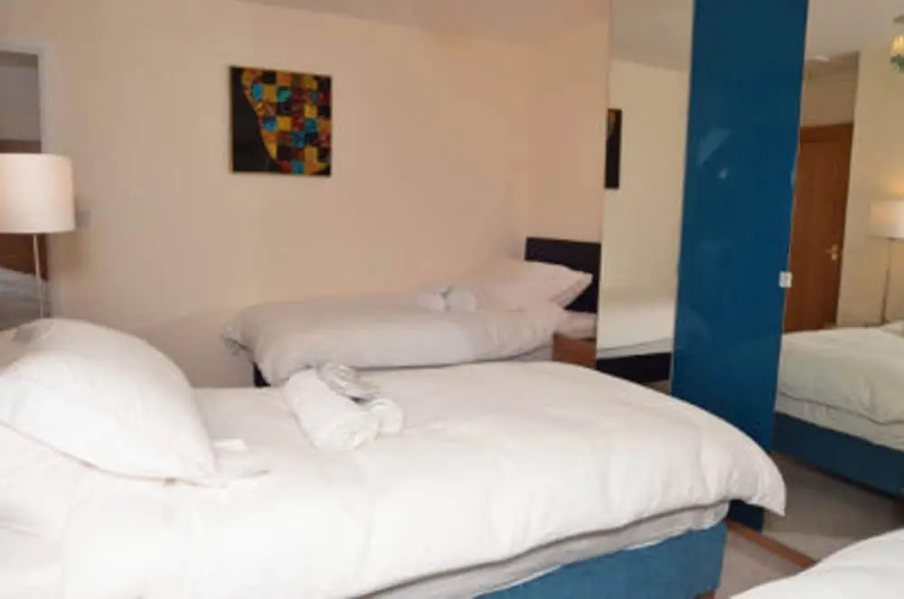Cotswolds Valleys Accommodation-Stony Hs