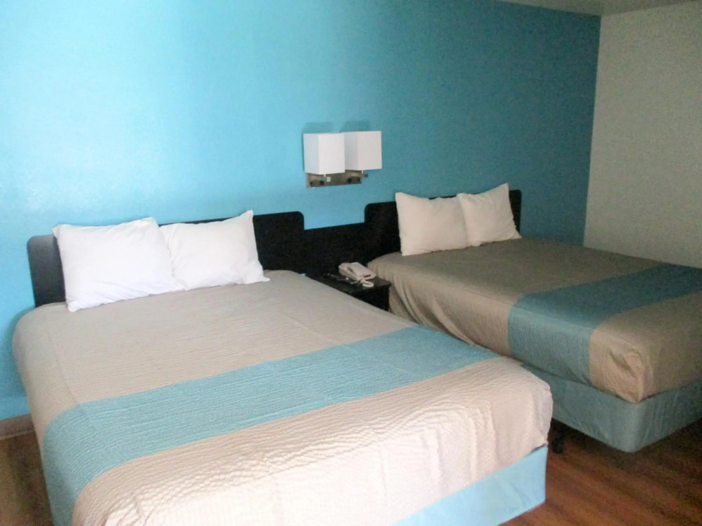 Motel 6-Prairie Du Chien, WI