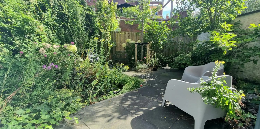 Lovely 1 bedroom with garden bnb
