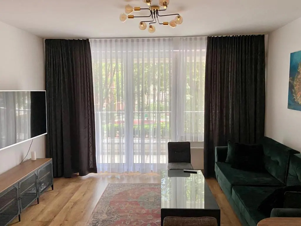 Green Sofa Apartment