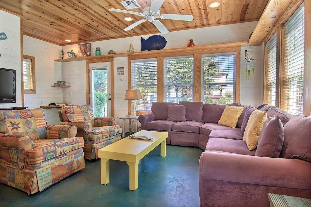 Sandy Hayseed 10sc 4 Bedrooms 2.5 Bathrooms Home