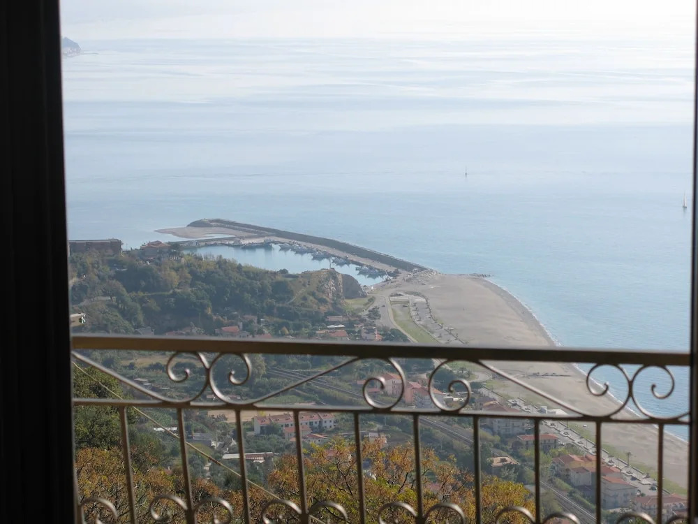 Azienda Agrituristica Le Terre Di San Leonardo
