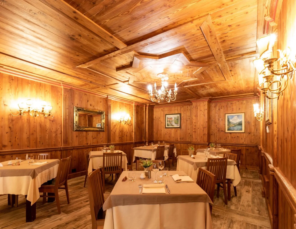 Hotel De Champoluc