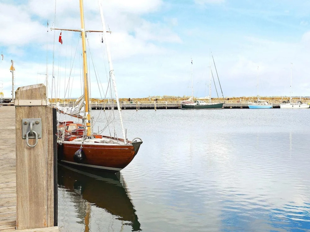 Cozy Holiday Home in Ã†rÃ¸skÃ¸bing near Sea
