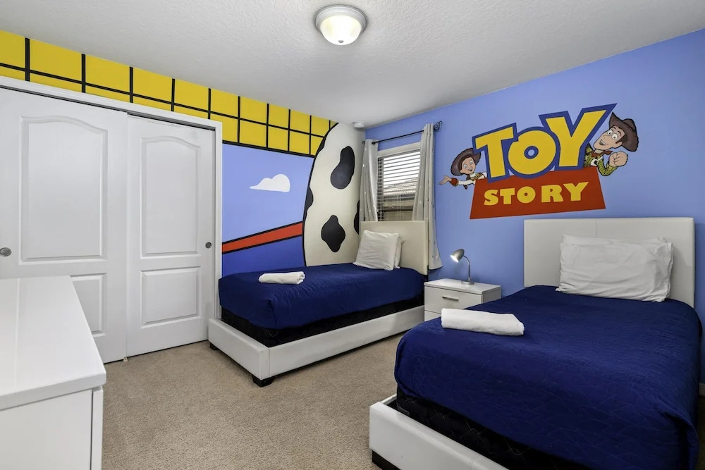 Sleeps 20 - Masterpiece Collection Ww101