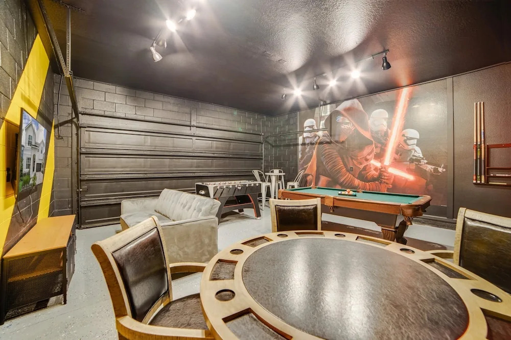 9 BD 6.5 BH With Pool, Spa and GR