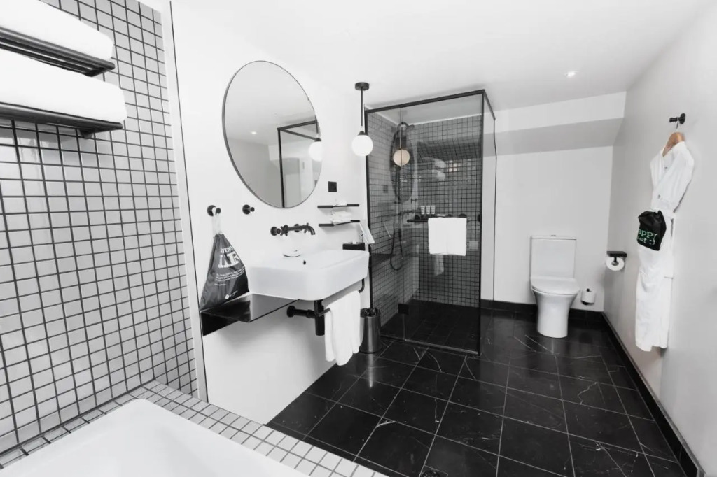 Ovolo Sydney Woolloomooloo, a Wyndham Hotel