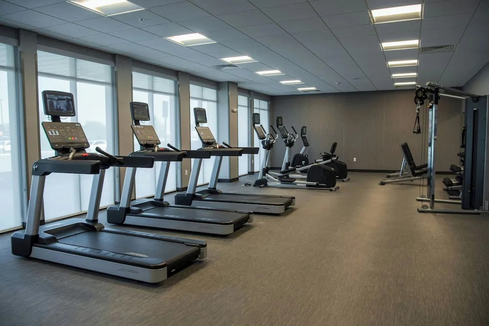 Courtyard By Marriott Lake City