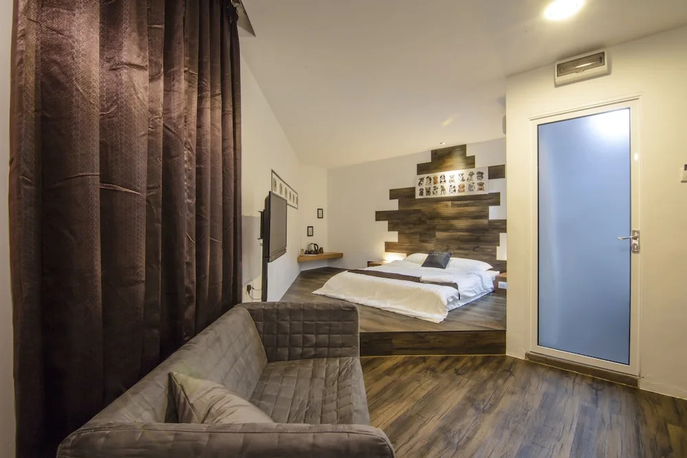 The Grace Hotel