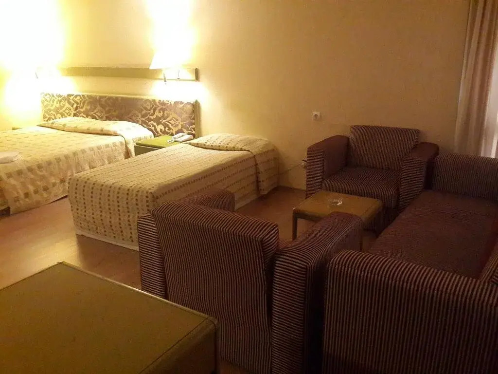 Akya Hotel