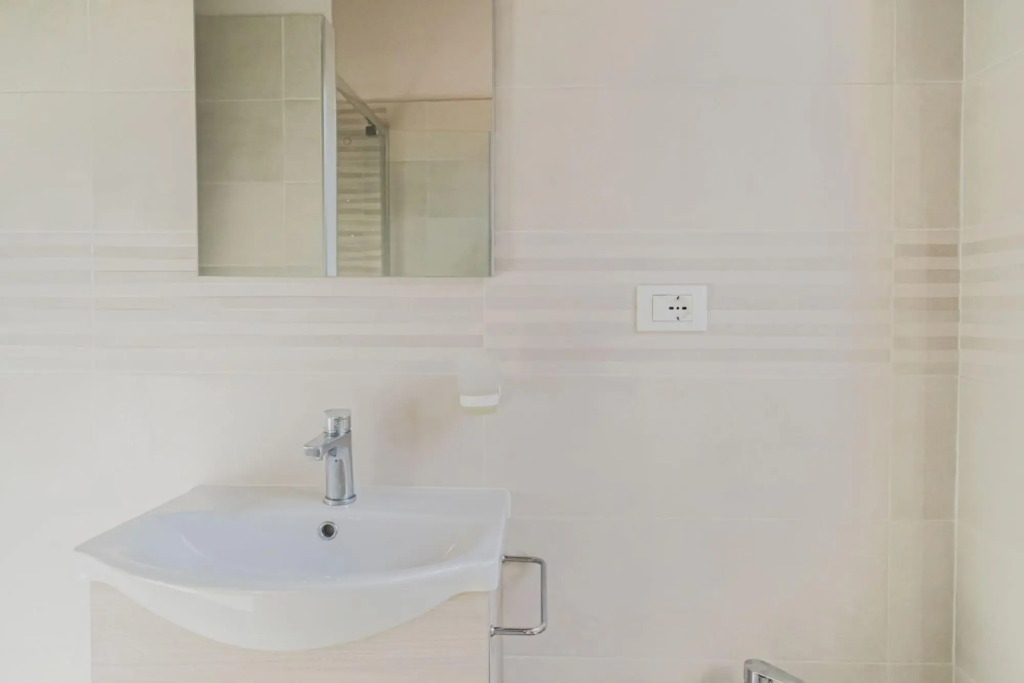 2 bed-room Brezza Marina apartment on the seafront of Marina di Campo-TRILO BREZZA MARINA
