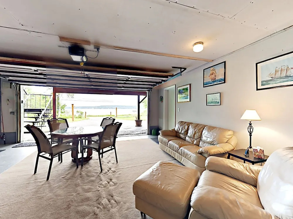East Boothbay House with Bay Views by RedAwning