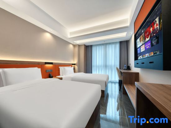 Jinhua Weiyaman Homestay (Panlong Courtyard New Energy Vehicle Town)