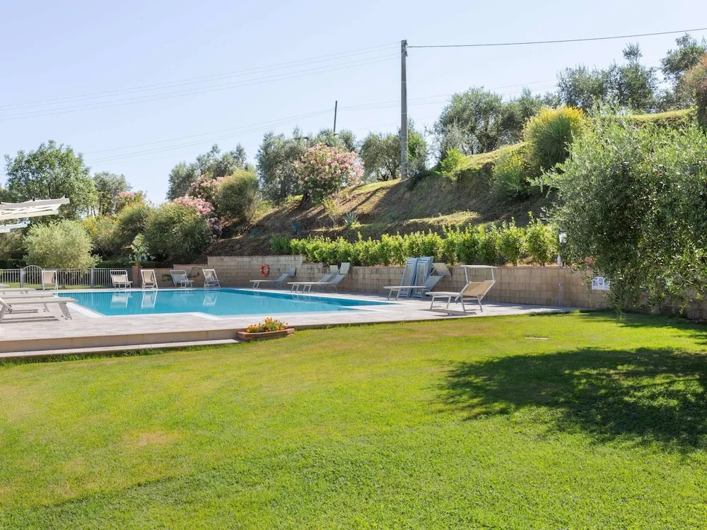 Lavish Holiday Home in Volterra with Pool