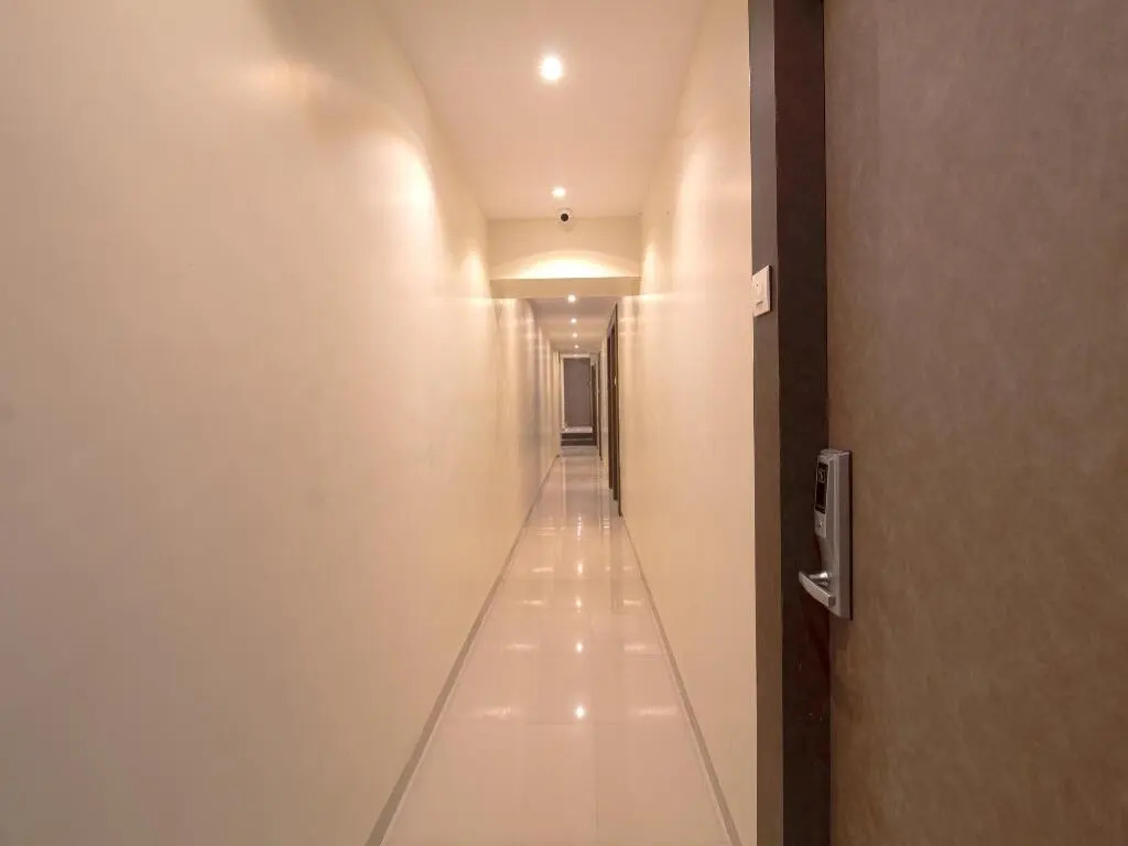 Hotel West Inn by OYO Rooms