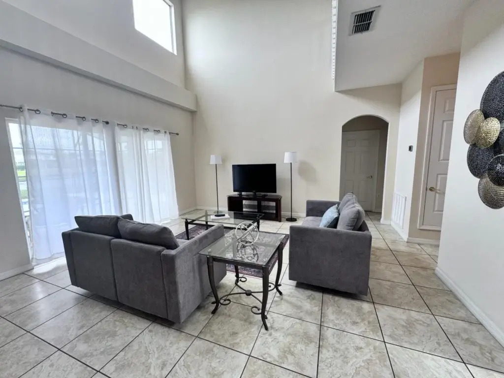 5 BR/3.5B Lake View, Pool, close to Disney : CL45, Kissimmee, US