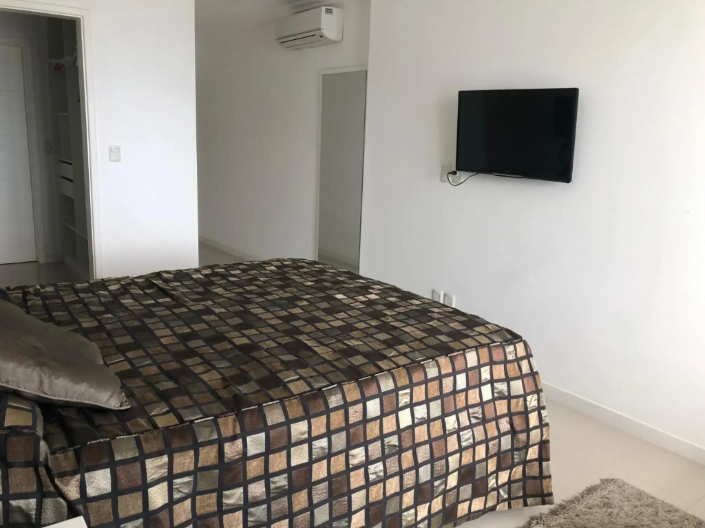 Casino Tower - Departamento Piso 18