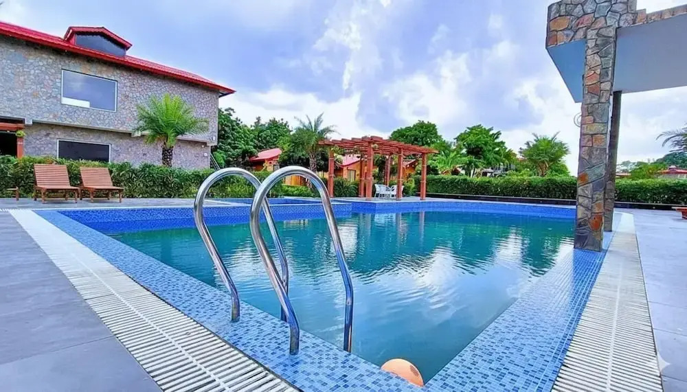 Astoria Corbett Resort