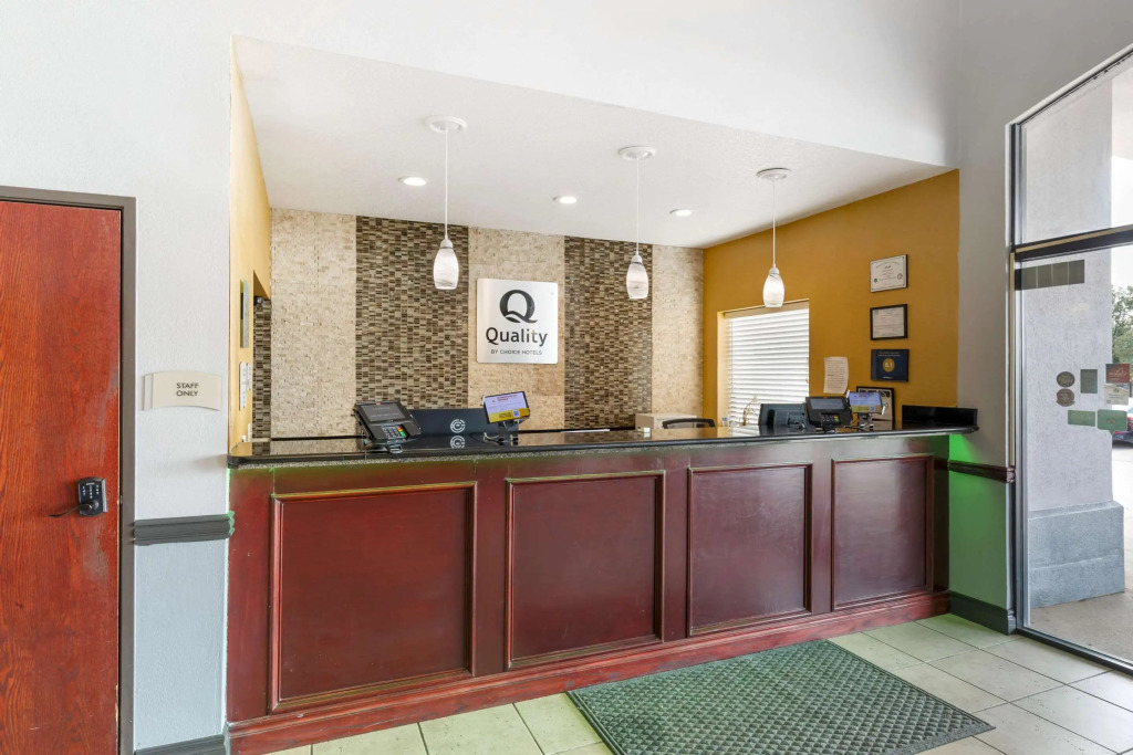Quality Inn & Suites Wichita Falls I-44