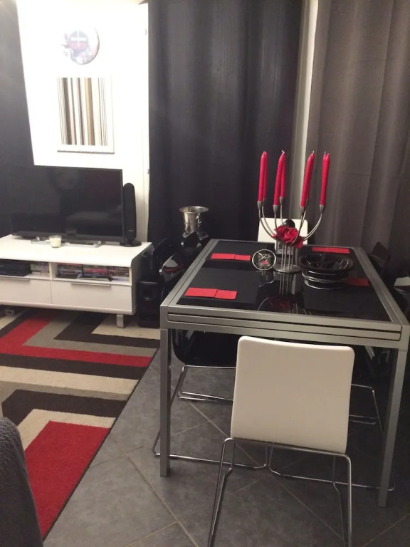 3 Pieces Moderne Borrigo Menton A 750 Metres Des Plages Et Proche De T