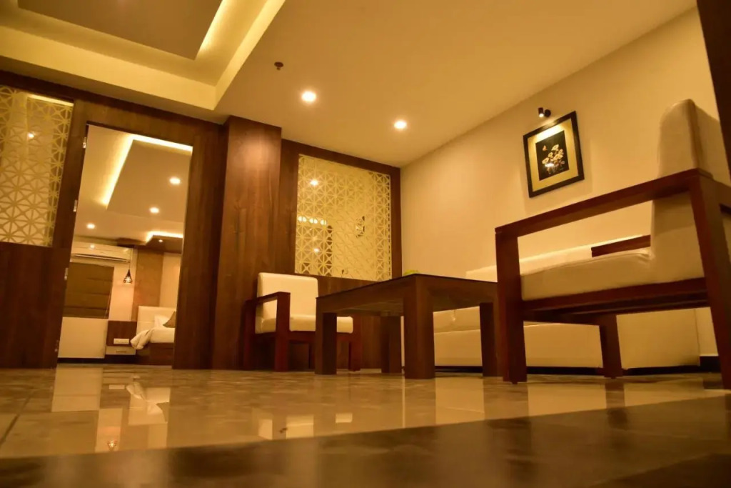 WHITE SUITE HOTEL