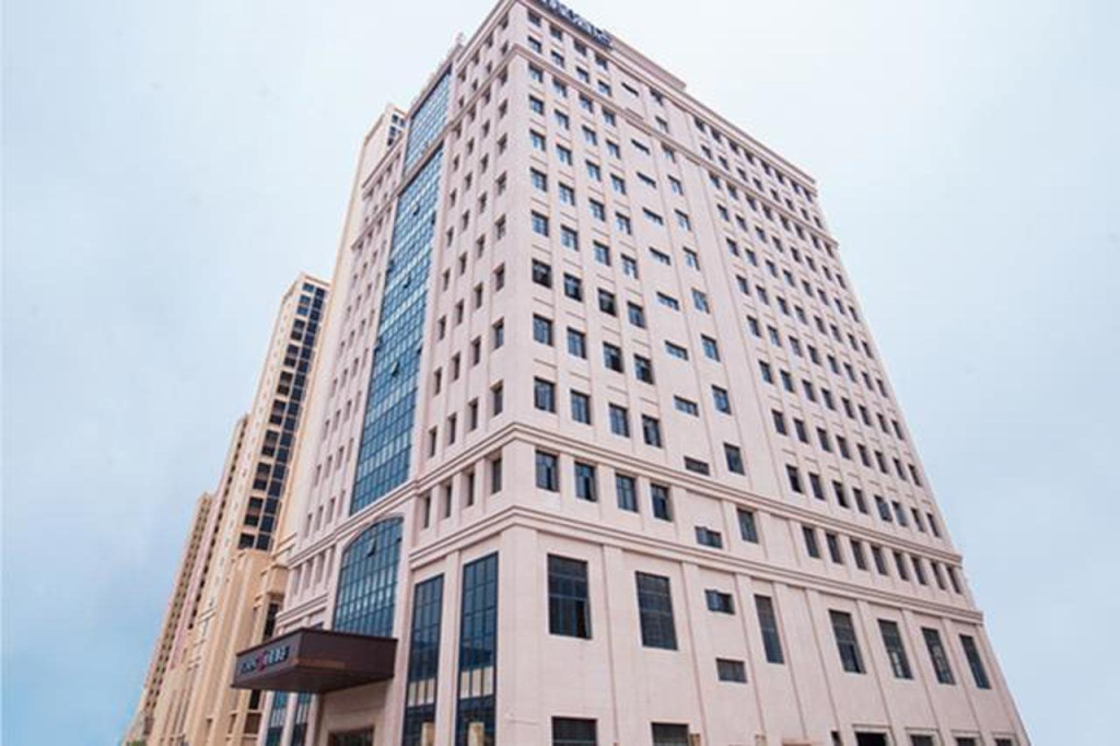 ECHENG Hotel (Zhanjiang Wuchuan Jinsha Plaza)