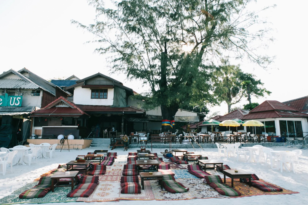 Haadrin Resort