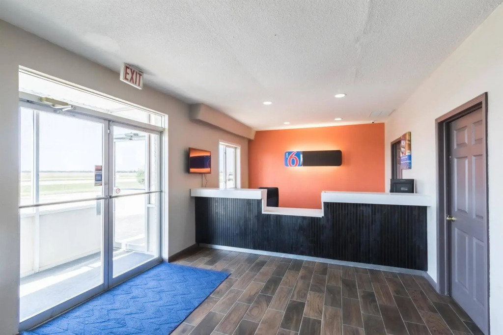 Motel 6-Mattoon, IL