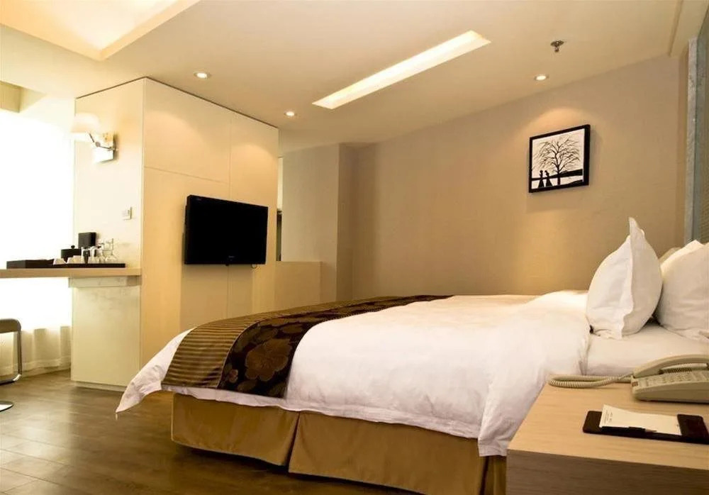 Lizi Hotel
