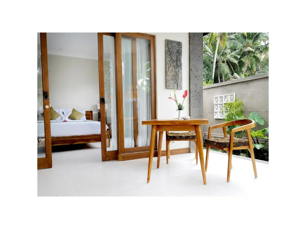 Narendra Suites