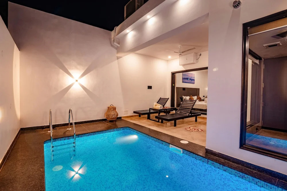 The Saravi Resort