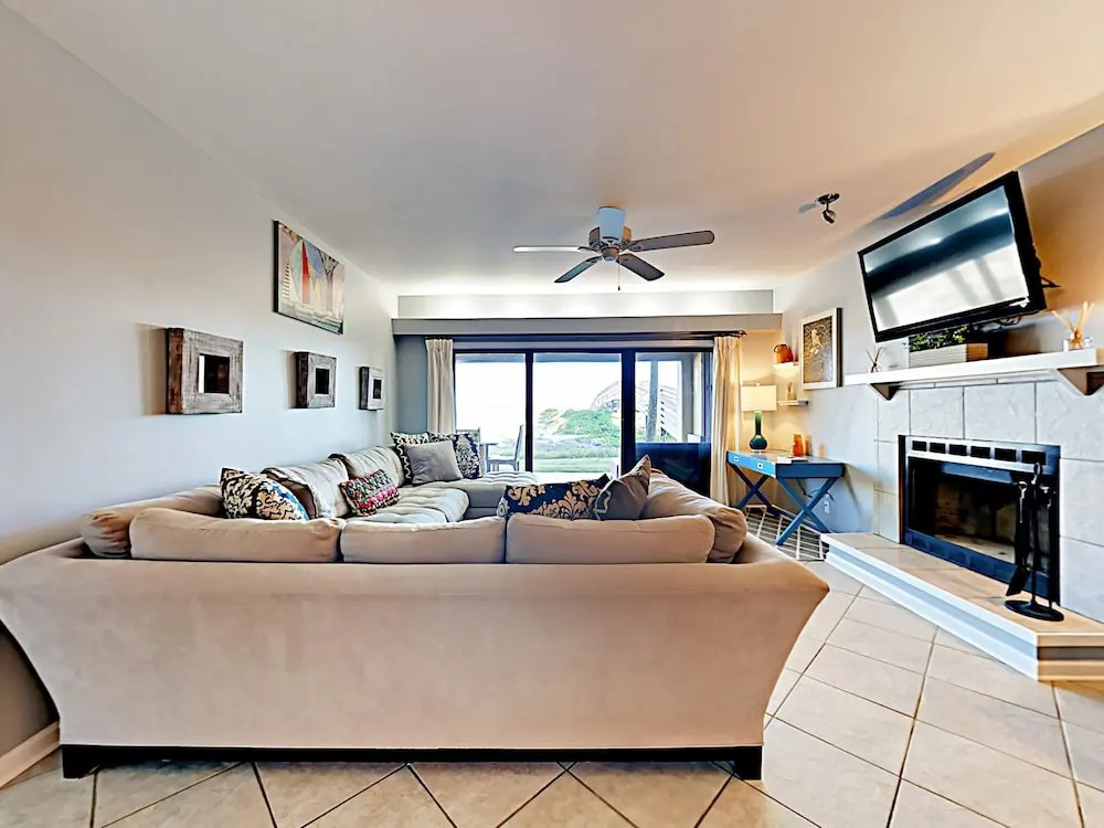 Beachfront #A104 - 2 Br Condo