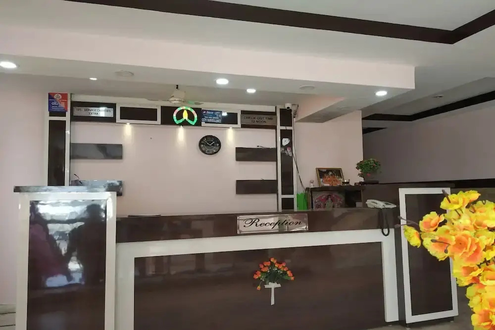 Oyo 24940 Mahadev Inn