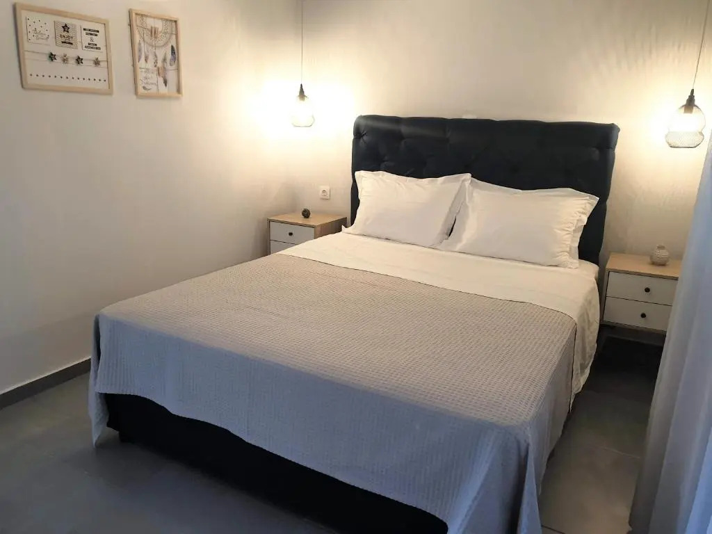 Nekis Apartments