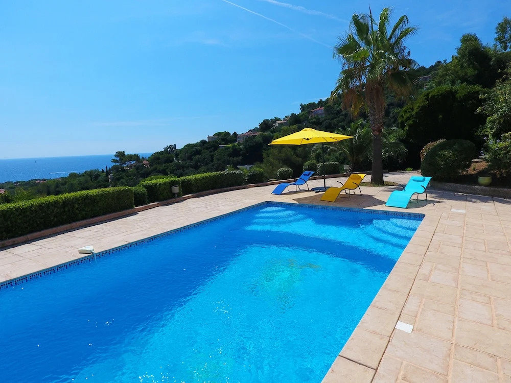 Blue Bay View