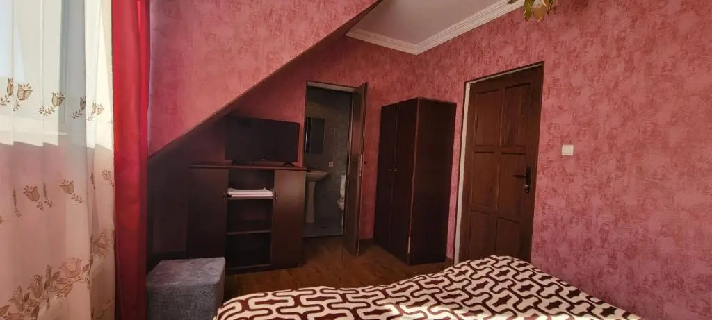 Hotel Edemi