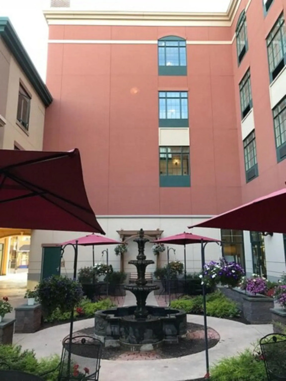 Hotel Anthracite