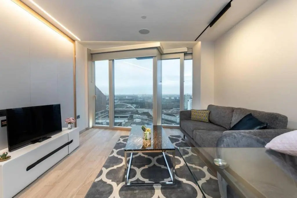 Amazing Apartment with Incredible Views (MLG)